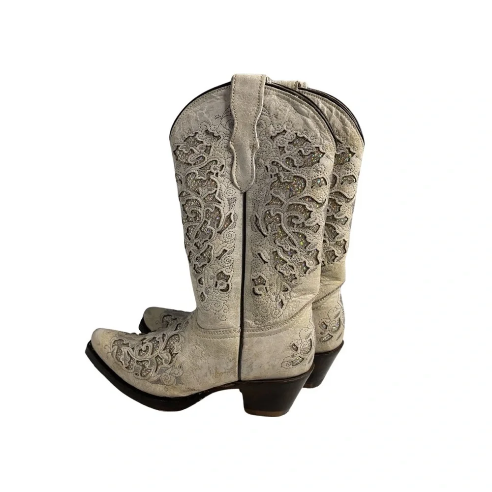 Corral Teens size 2.5 off/white/tan with glitter inlay western pull on  boots
